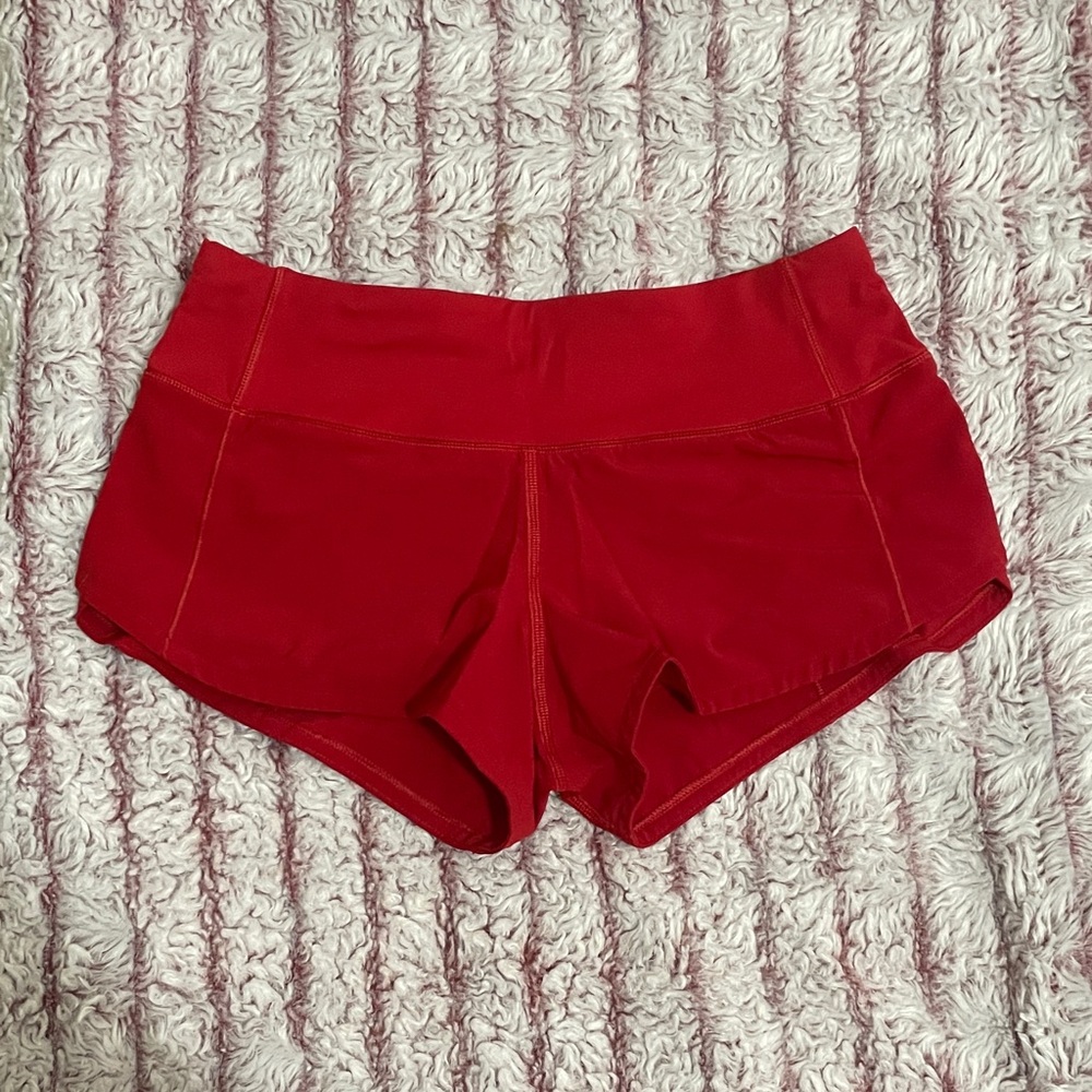 Lululemon Low Rise 2.5 Speedup Shorts